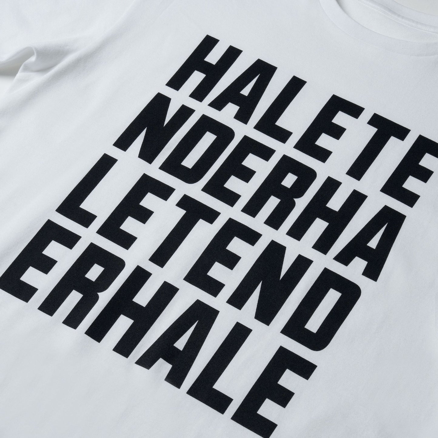 ロゴTシャツ